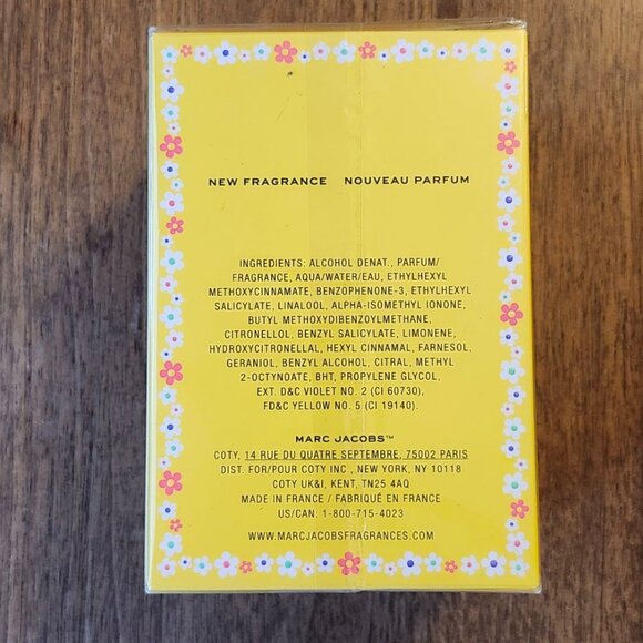 DAISY MARC JACOBS Daisy Glow Limited Edition 50ml/1.6 fl oz BNIP Sealed - Picture 3 of 6